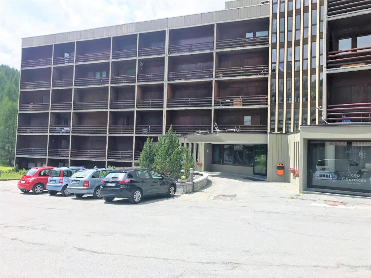 Apartamento Complesso “I Dadi” Breuil-Cervinia Exterior foto