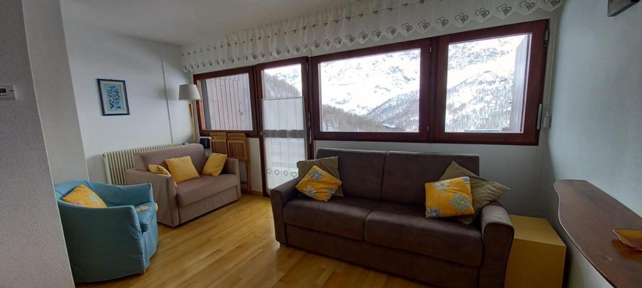Apartamento Complesso “I Dadi” Breuil-Cervinia Exterior foto